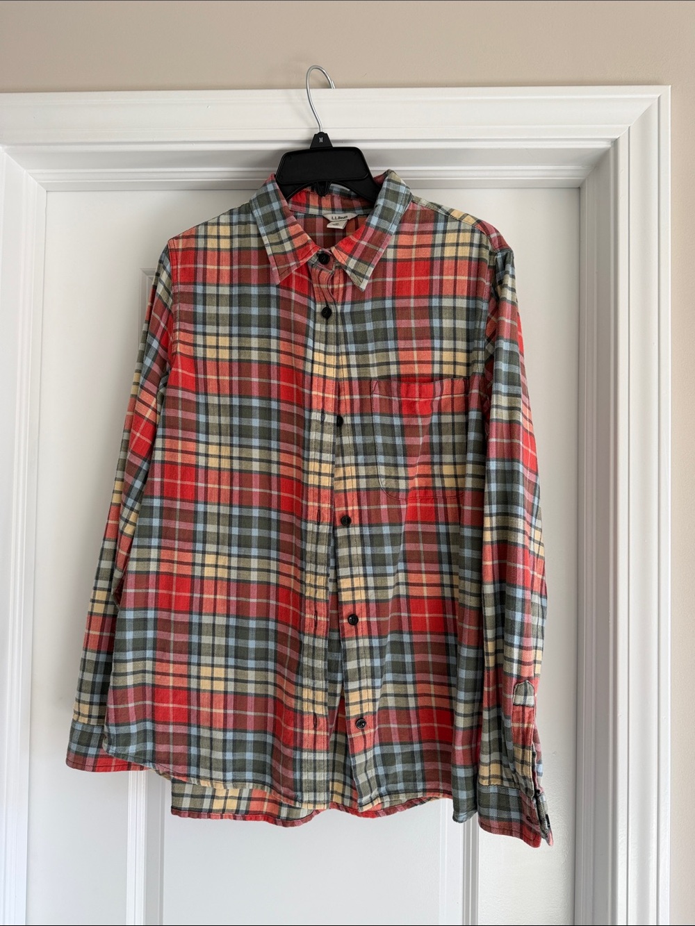 L.L. Bean Red, Gray & Cream Plaid Button-Down Shirt - Women